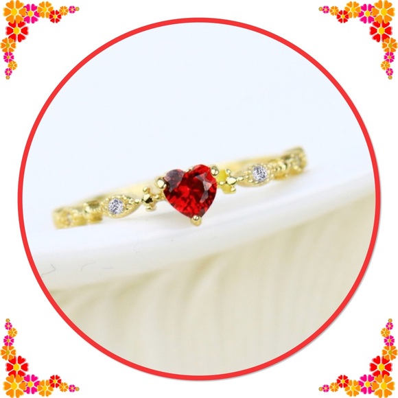 ❤️Cute & Dainty Heart Shaped Ruby Ring❤️ - Picture 1 of 4